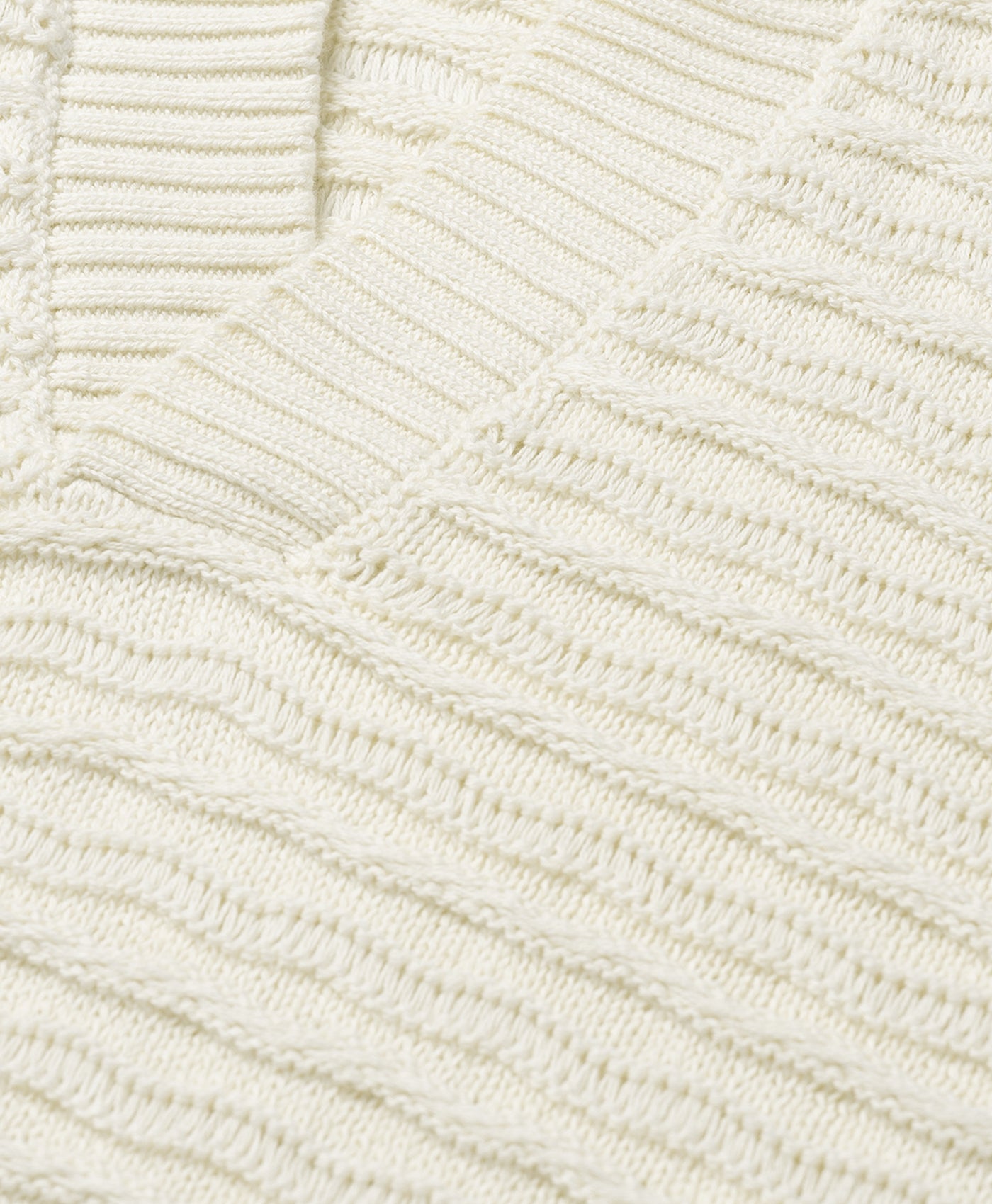 DP - Frost White Jabir Knit Sweater Polo - Packshot 
