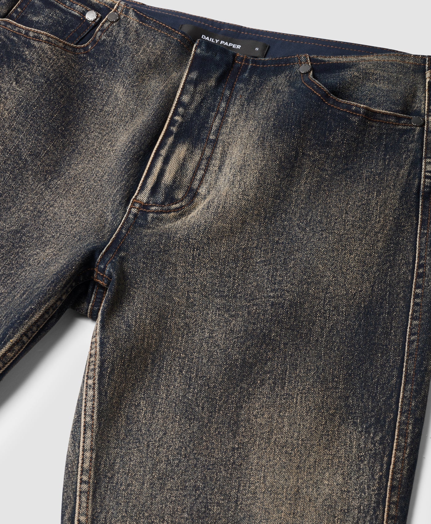 DP - Brown Wash Vintage Wash Jeans - Packshot - detail