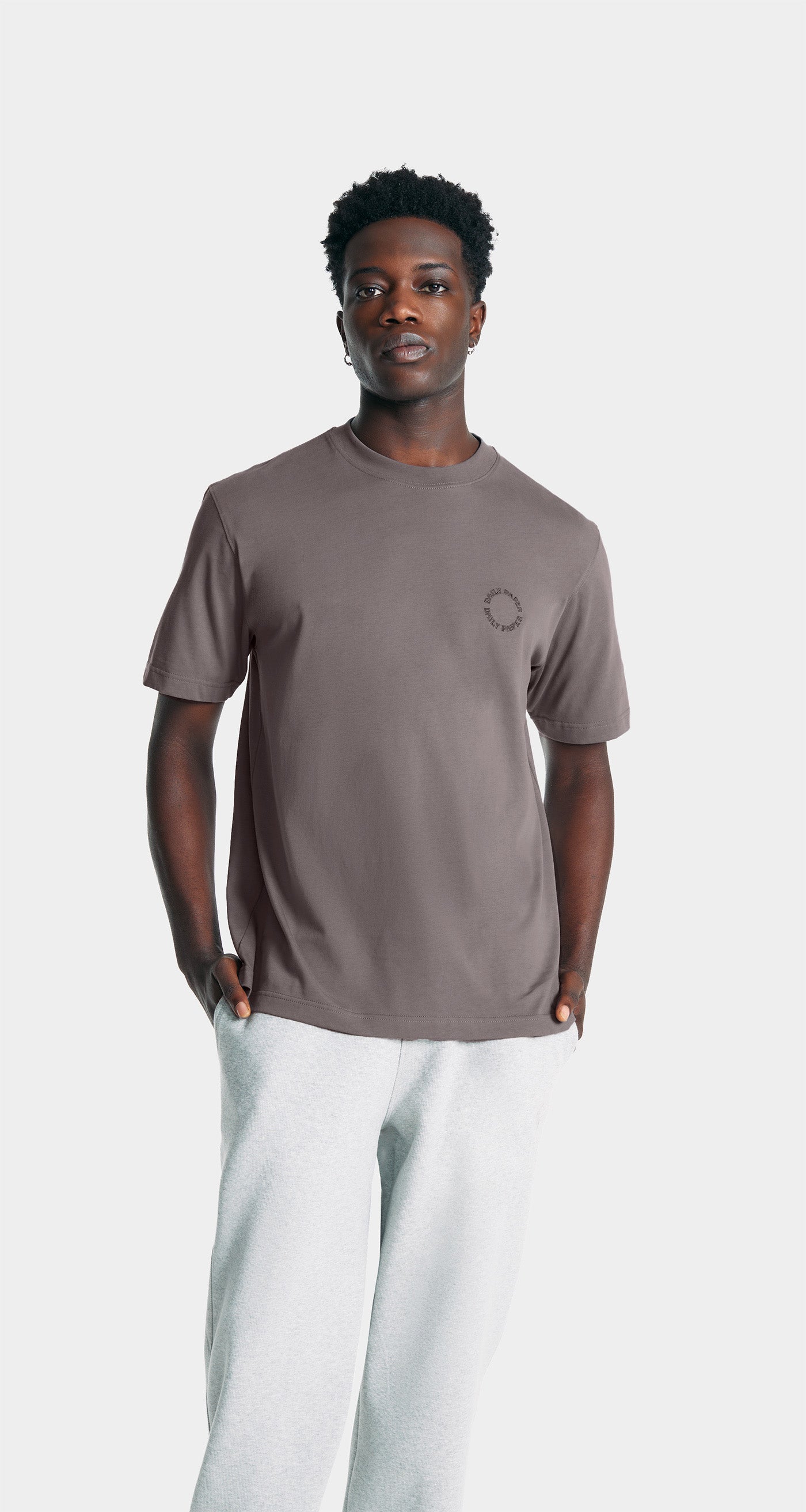 DP - Rabbit Grey Orbit T-Shirt - Modelshot - men - front